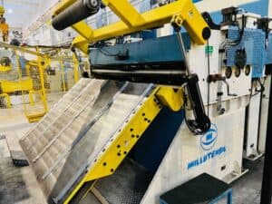 Presse d'estampage Mossini PDM-4B-1000 - 1000 tonne (Photo 5)