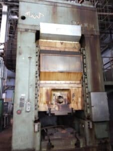 Presse à genouillère TMP Voronezh K504.003.844 - 2500 tonne (Photo 3)