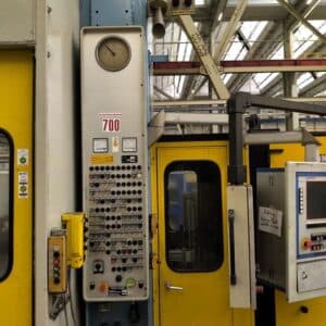 Presse d'estampage Schuler 4E2Sqb 500/3/0,85 - 500 tonne (Photo 1)