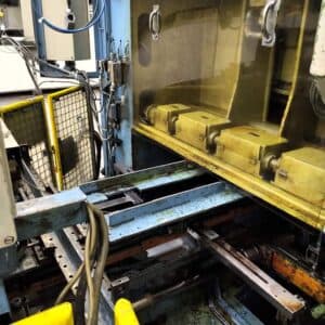 Presse d'estampage Schuler E2-500-2,4-0,5 - 500 tonne (Photo 9)