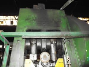 Presse d'ébavurage Smeral LKO 500 - 500 tonne (Photo 7)