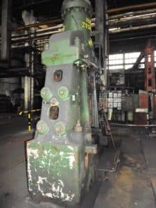 Marteau de forge Huta Zygmunt MPM 3150 - 1 tonne (Photo 2)