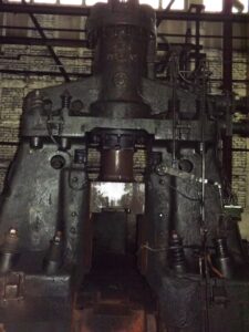 Marteau de forge Huta Zygmunt MPM 3000 - 9500 kgm (Photo 2)