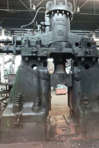 Marteau de forge Huta Zygmunt MPM 3000 - 9500 kgm (Photo 11)