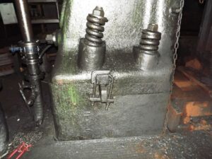 Marteau de forge Huta Zygmunt MPM 3000 - 9500 kgm (Photo 9)