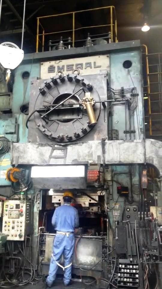 Presse de forgeage à chaud Smeral LMZ 2500 - 2500 tonne