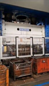 Presse d'estampage Clearing S2-1600-126-60 - 1600 tonne (Photo 2)