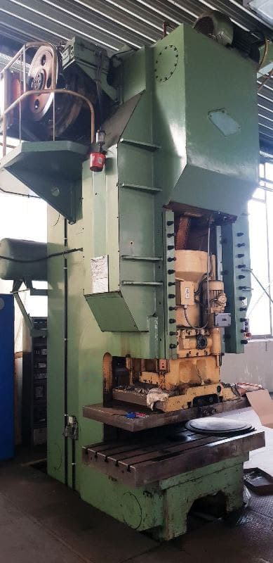 Presse à col de cygne TMP Voronezh K0134 - 250 tonne