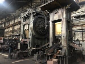 Presse de forgeage à chaud TMP Voronezh KB8546 - 4000 tonne (Photo 1)