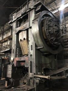 Presse de forgeage à chaud TMP Voronezh KB8546 - 4000 tonne (Photo 4)