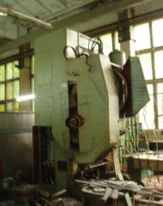 Presse de forgeage à froid Barnaul K0034 - 250 tonne (Photo 9)