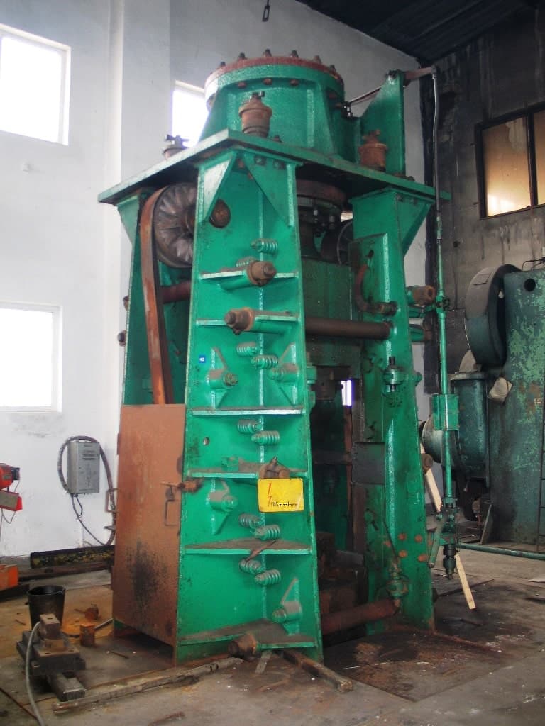 Marteau de forgeage à contrecoup Beche DG10H - 10 tonne