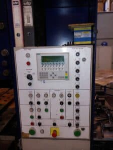 Presse d'estampage Zdas PKZZ 1000 - 1000 tonne (Photo 12)