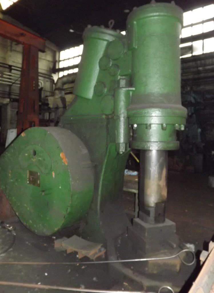 Marteau de forgeage en matrice ouverte FUK MS-500 - 500 kg