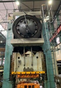 Presse d'ébavurage Smeral LDO 800 - 800 tonne (Photo 2)