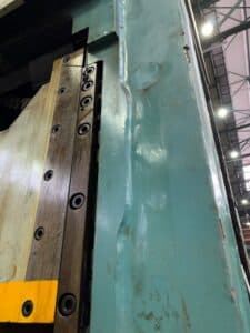 Presse d'ébavurage Smeral LDO 800 - 800 tonne (Photo 10)