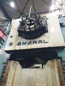 Presse d'ébavurage Smeral LDO 800 - 800 tonne (Photo 23)