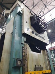 Presse d'ébavurage Smeral LDO 800 - 800 tonne (Photo 22)
