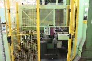Presse à vis Gamei PHG 1000/1300 - 1300 tonne (Photo 1)