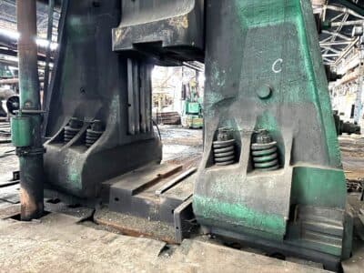 Marteau de forge NKMZ Kramatorsk M2152 - 16 tonne (Photo 6)
