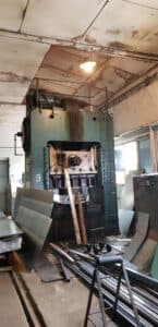 Presse d'ébavurage Smeral LKT 250 - 250 tonne ID: 75743