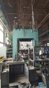 Presse d'ébavurage Smeral LKT 250 - 250 tonne ID: 75744