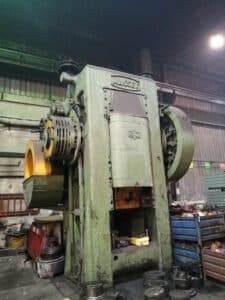 Presse de forgeage à chaud Massey 1800 - 1800 tonne ID: 76068