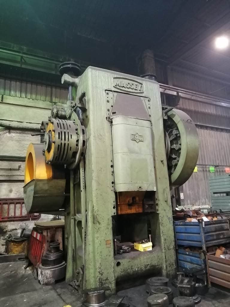 Presse de forgeage à chaud Massey 1800 - 1800 tonne