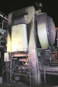 Presse de forgeage à chaud Massey 1800 - 1800 tonne (Photo 2)