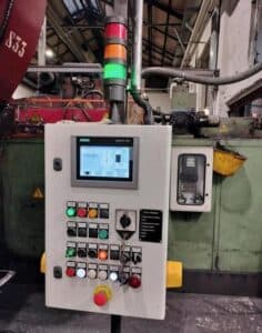 Presse de forgeage à chaud Eumuco SP 100 - 1000 tonne (Photo 12)
