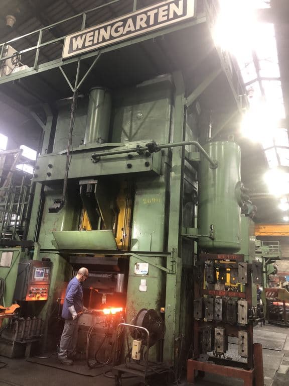 Presse à vis Weingarten PSH 4-560 - 5300 tonne
