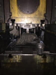 Presse à genouillère Barnaul KB8340 B - 1000 tonne (Photo 3)