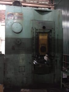 Presse à genouillère Barnaul KB8340 B - 1000 tonne (Photo 4)