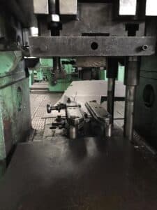 Presse à genouillère Barnaul KB8336 - 400 tonne (Photo 4)