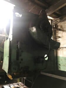 Presse à col de cygne Barnaul K2132 - 160 tonne (Photo 1)