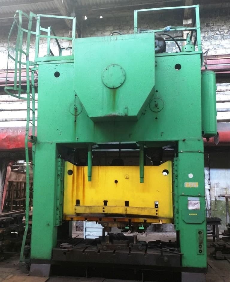 Presse d'estampage TMP Voronezh KA3537 - 500 tonne