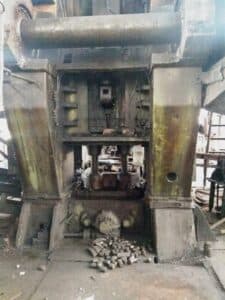 Presse de forgeage à chaud TMP Voronezh K8544 - 2500 tonne (Photo 1)