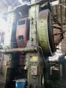 Presse de forgeage à chaud TMP Voronezh K8544 - 2500 tonne (Photo 4)