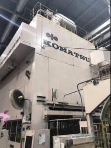 Presse d'estampage Komatsu E4T1800 - 1800 tonne (Photo 2)