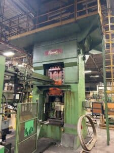 Presse à vis Gamei PHG-1200/1500 - 1500 tonne (Photo 5)
