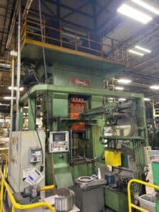 Presse à vis Gamei PHG-1200/1500 - 1500 tonne (Photo 4)