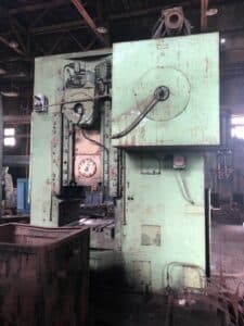 Presse à genouillère Barnaul KB8340 - 1000 tonne ID: 75477