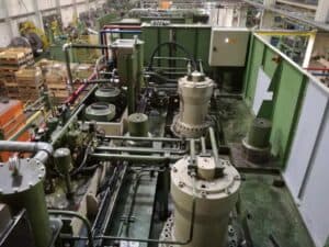 Presse hydraulique SMG DS315 - 400 tonne (Photo 4)