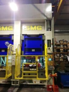 Presse hydraulique SMG DS315 - 400 tonne (Photo 7)