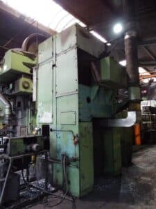 Presse de forgeage à chaud Smeral LZK 1000 - 1000 tonne (Photo 2)