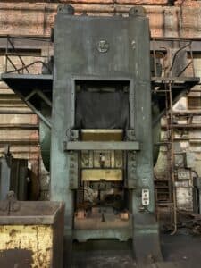 Presse à genouillère Smeral LL 2000 - 2000 tonne ID: 76062