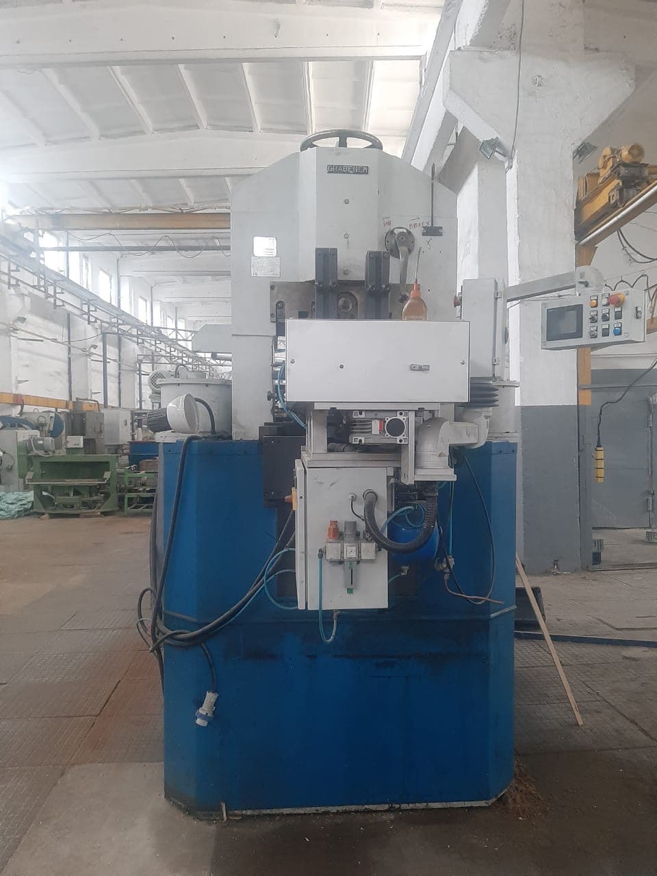 Presse à genouillère Grabener GK 600 - 600 tonne