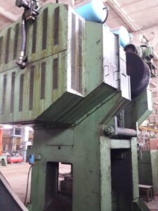 Presse de forgeage à chaud Manzoni SR1000 - 1000 tonne (Photo 1)