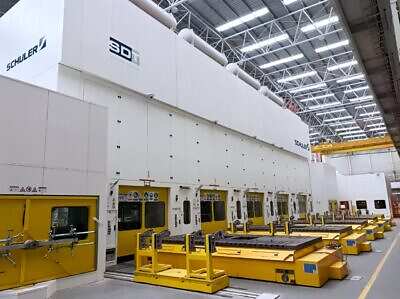 Ligne d'estampage Schuler G1 5P/7300 - 7300 tonne (Photo 1)