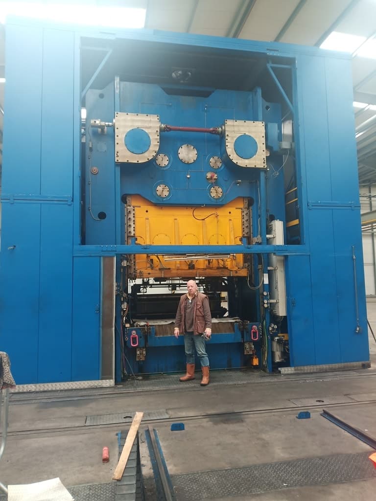 Presse d'estampage Schuler PMK 2-1500 - 1500 tonne